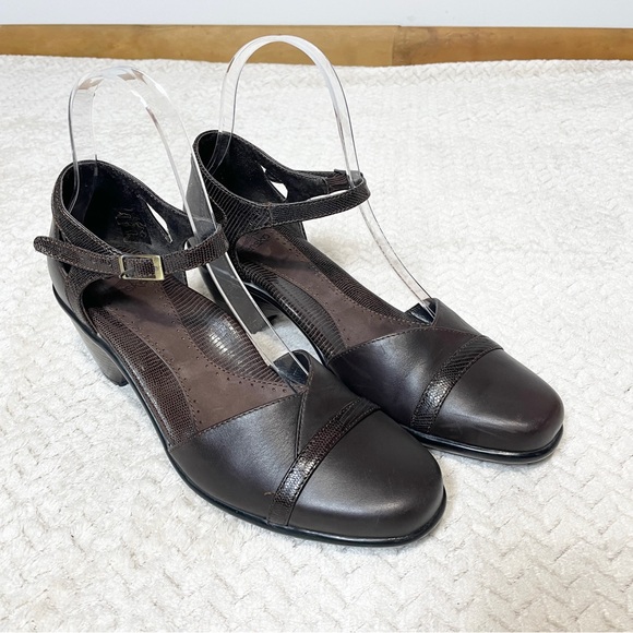 Dansko Women's Roxy Brown Leather Mary Jane‎ Ankle Strap Size 38 - Picture 2 of 10
